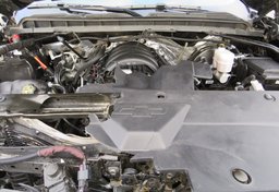 2017 Chevrolet Silverado 1500 - Image 32