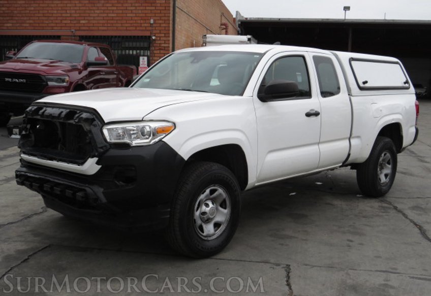 2018 Toyota Tacoma - Image 3