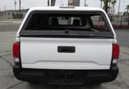 2018 Toyota Tacoma - Image 10