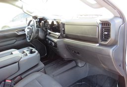 2022 Chevrolet Silverado 1500 - Image 32