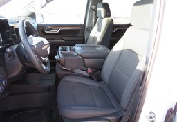 2022 Chevrolet Silverado 1500 - Image 38