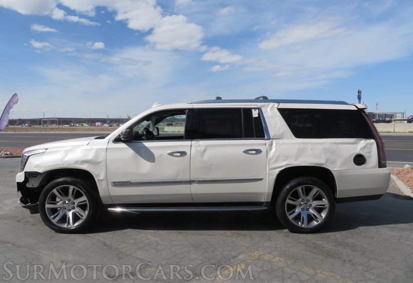 2015 Cadillac Escalade ESV - Image 11