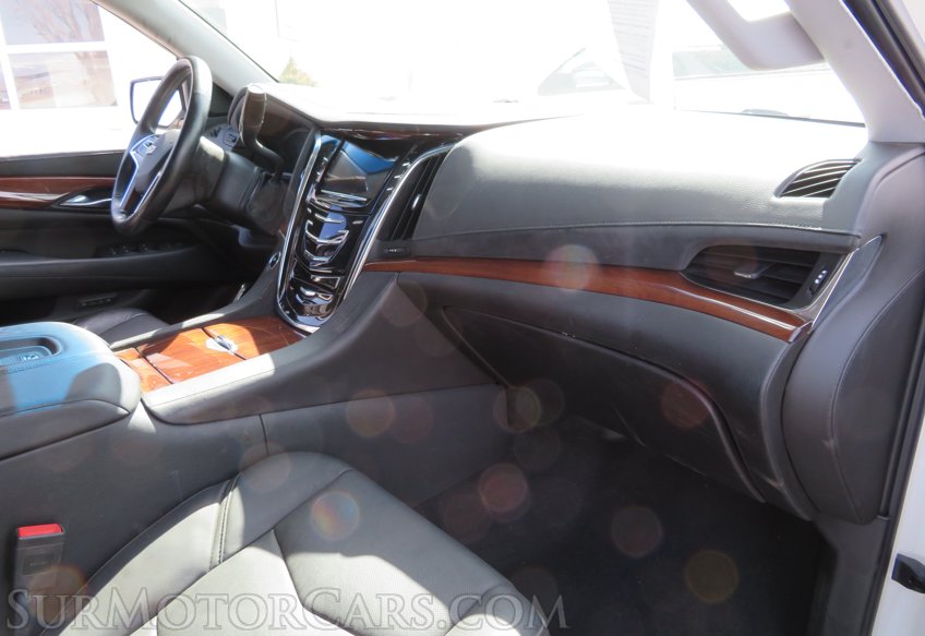 2015 Cadillac Escalade ESV - Image 27