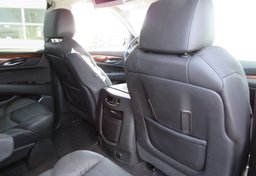 2015 Cadillac Escalade ESV - Image 33