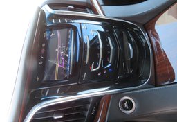 2015 Cadillac Escalade ESV - Image 38