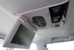 2015 Cadillac Escalade ESV - Image 50