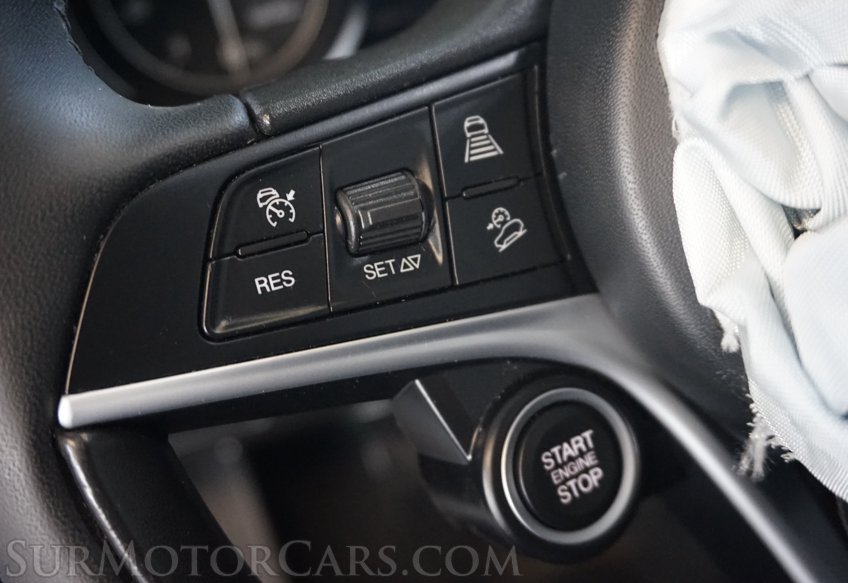 2018 Alfa Romeo Stelvio - Image 40