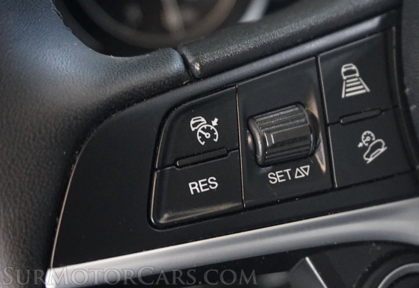 2018 Alfa Romeo Stelvio - Image 41