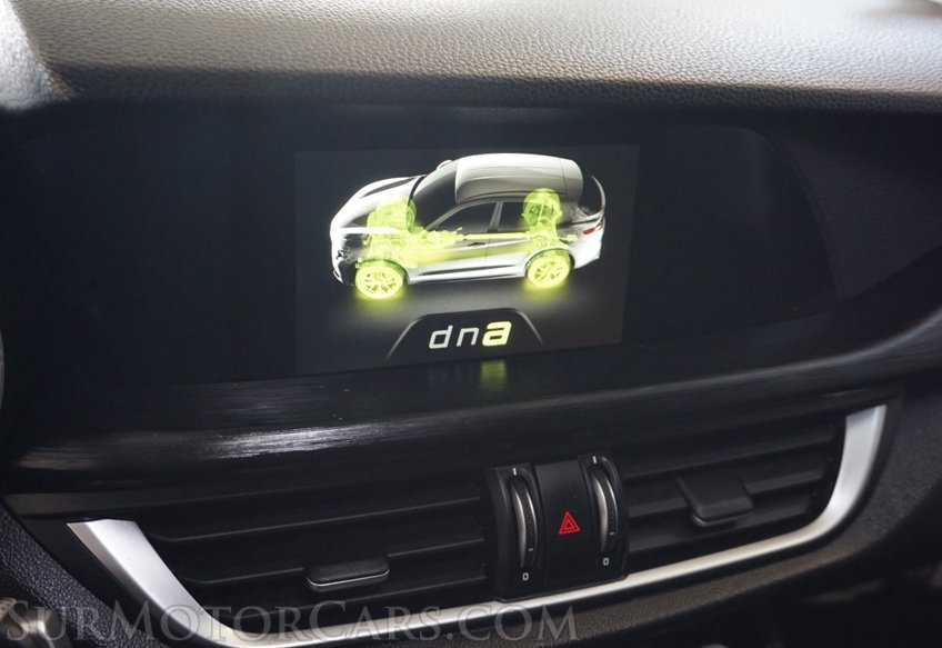 2018 Alfa Romeo Stelvio - Image 50