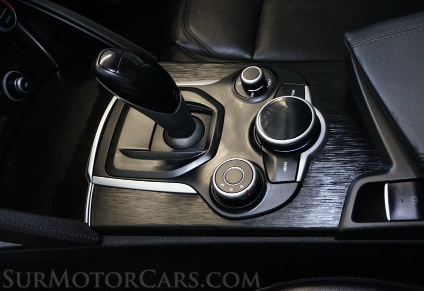 2018 Alfa Romeo Stelvio - Image 52