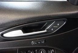 2018 Alfa Romeo Stelvio - Image 42