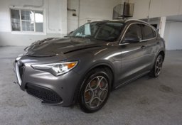 2018 Alfa Romeo Stelvio - Image 3
