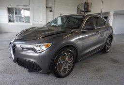 2018 Alfa Romeo Stelvio - Image 4