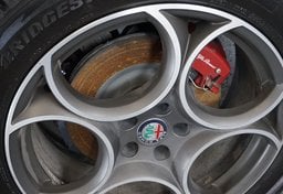 2018 Alfa Romeo Stelvio - Image 61