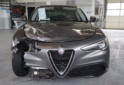 2018 Alfa Romeo Stelvio - Image 13