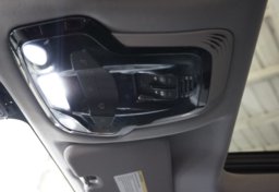 2018 Alfa Romeo Stelvio - Image 54