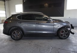 2018 Alfa Romeo Stelvio - Image 11