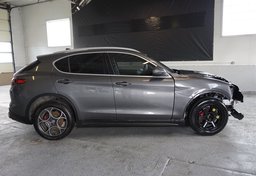 2018 Alfa Romeo Stelvio - Image 12