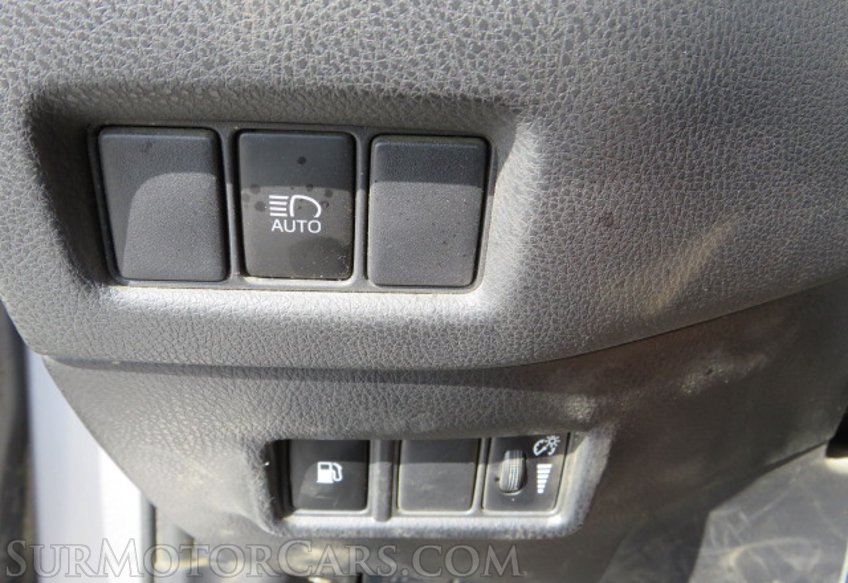 2019 Toyota C-HR - Image 44