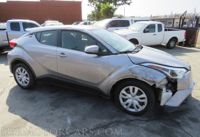 2019 Toyota C-HR - Image 2