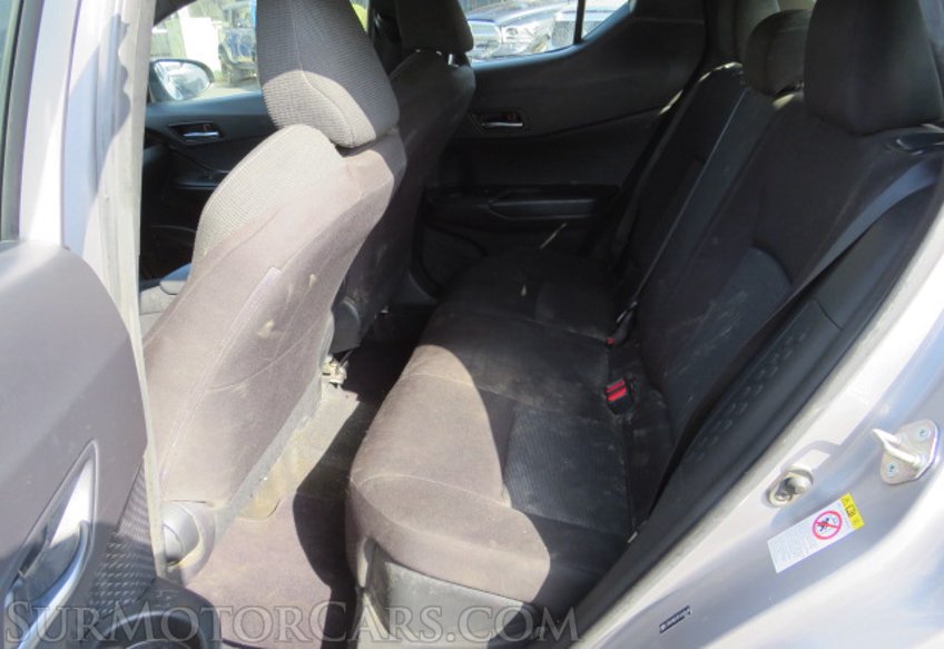 2019 Toyota C-HR - Image 28