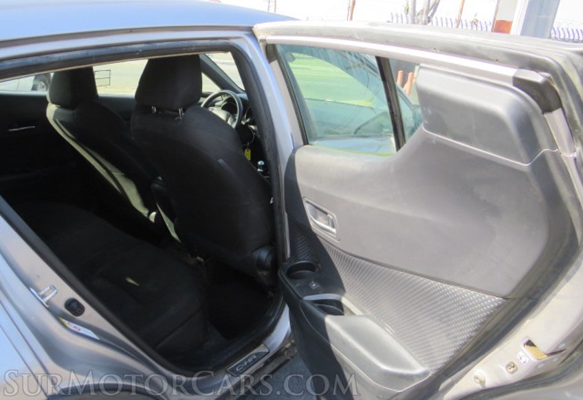 2019 Toyota C-HR - Image 26