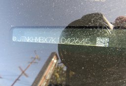 2019 Toyota C-HR - Image 47