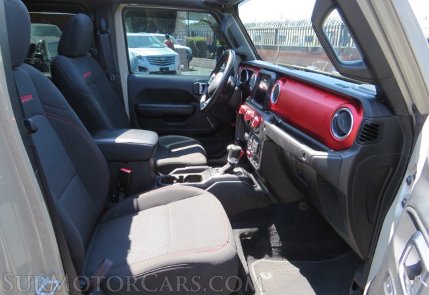 2020 Jeep Gladiator - Image 28