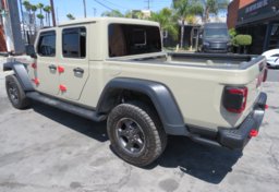 2020 Jeep Gladiator - Image 5