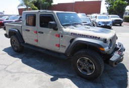 2020 Jeep Gladiator - Image 2
