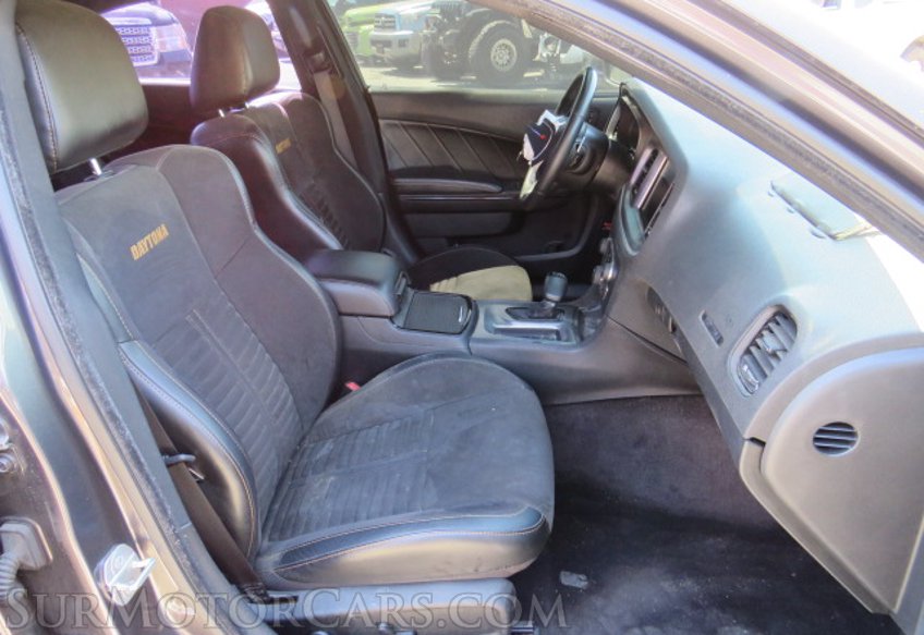 2017 Dodge Charger - Image 23