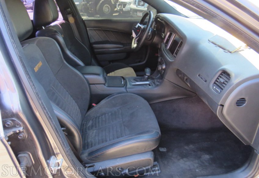 2017 Dodge Charger - Image 25