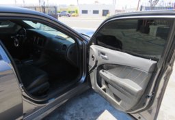 2017 Dodge Charger - Image 21