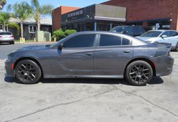 2017 Dodge Charger - Image 5