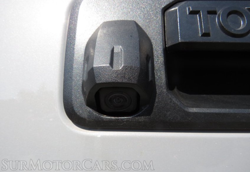 2021 Toyota Tundra 4WD - Image 17