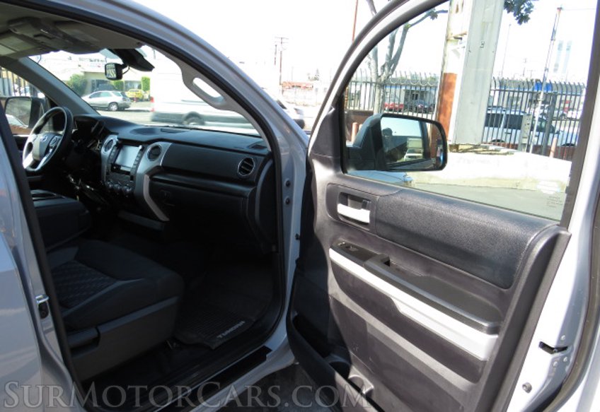 2021 Toyota Tundra 4WD - Image 26