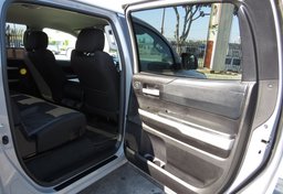 2021 Toyota Tundra 4WD - Image 28