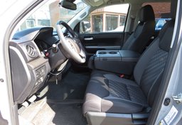 2021 Toyota Tundra 4WD - Image 23