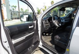 2021 Toyota Tundra 4WD - Image 22