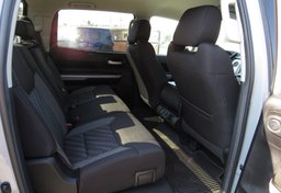 2021 Toyota Tundra 4WD - Image 33