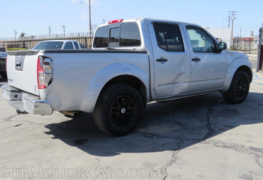 2019 Nissan Frontier - Image 17