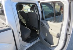 2019 Nissan Frontier - Image 46