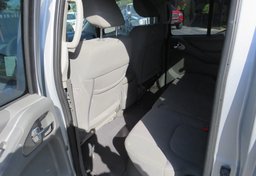 2019 Nissan Frontier - Image 44