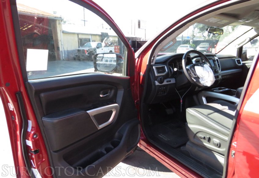 2019 Nissan Titan - Image 25