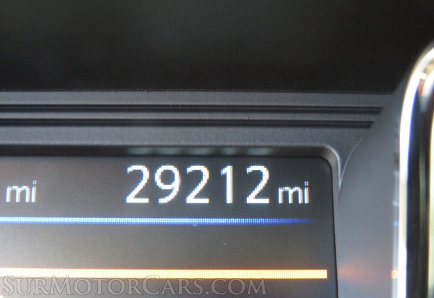 2019 Nissan Titan - Image 38