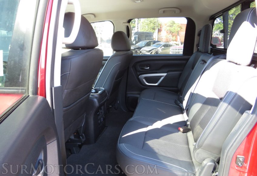 2019 Nissan Titan - Image 34