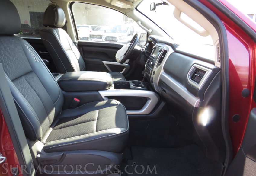 2019 Nissan Titan - Image 31