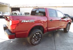 2019 Nissan Titan - Image 5