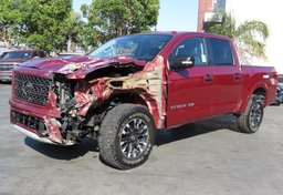 2019 Nissan Titan - Image 2