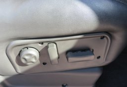 2005 Hummer H2 - Image 53